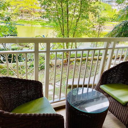 Pico De Loro 2 Bd Garden Loft With Lagoon View 纳苏格布 外观 照片