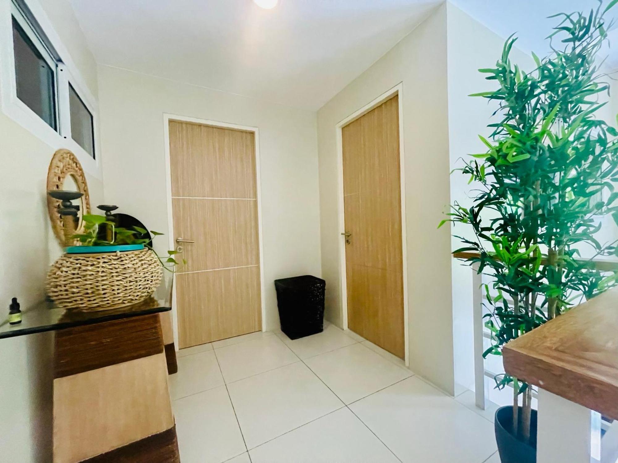 Pico De Loro 2 Bd Garden Loft With Lagoon View 纳苏格布 外观 照片